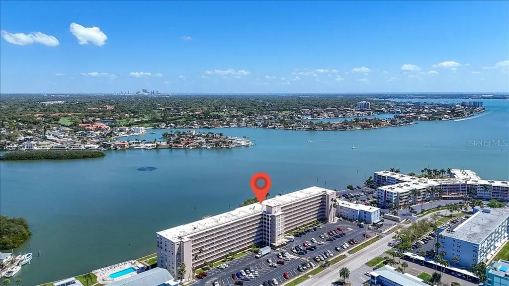 1847 Shore Drive S South Pasadena FL 33707