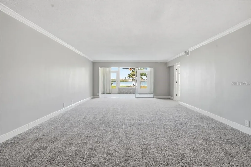 1847 Shore Drive S South Pasadena FL 33707