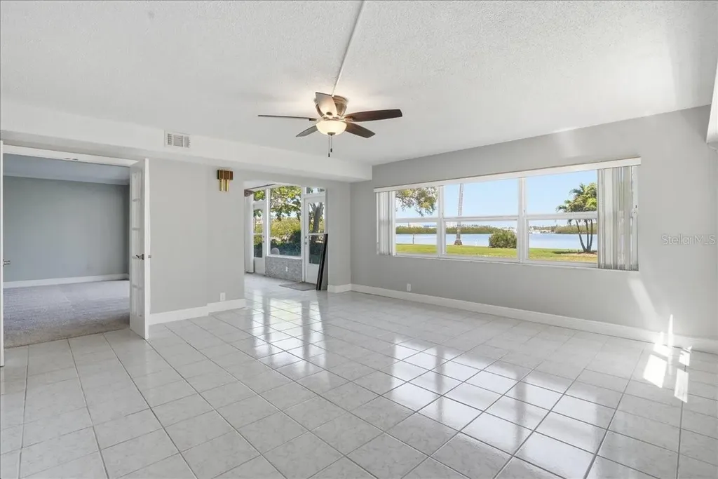 1847 Shore Drive S South Pasadena FL 33707