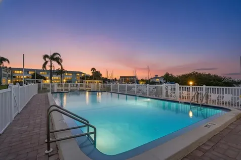 1847 Shore Drive S South Pasadena FL 33707