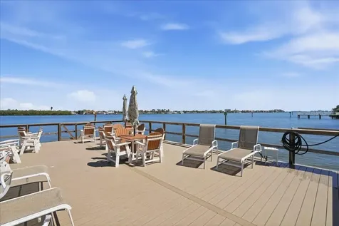 1847 Shore Drive S South Pasadena FL 33707