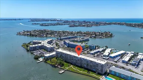 1847 Shore Drive S South Pasadena FL 33707