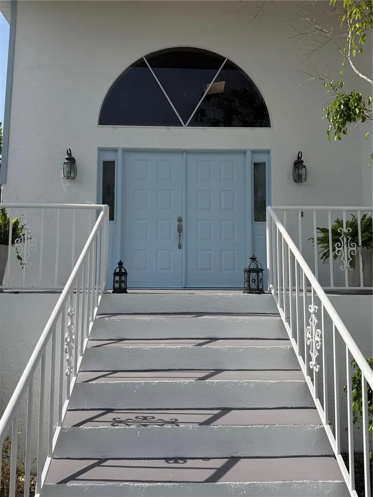 6810 Seaview Boulevard Hudson FL 34667
