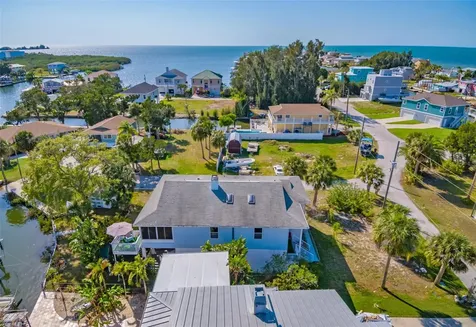 6810 Seaview Boulevard Hudson FL 34667