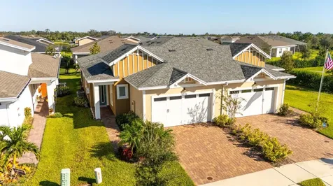 2278 Datura Loop St Cloud FL 34772