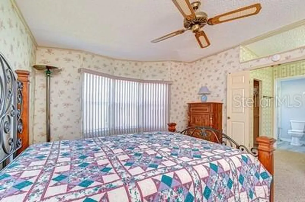 35909 Bueno Drive Zephyrhills FL 33541