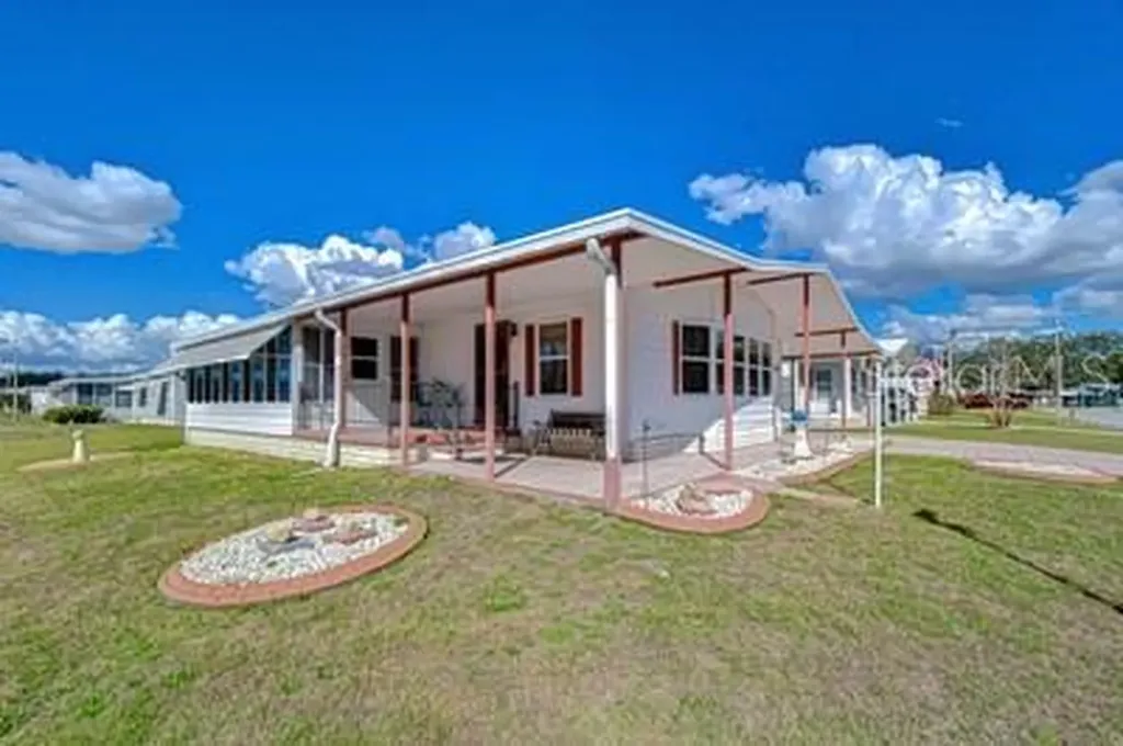 35909 Bueno Drive Zephyrhills FL 33541