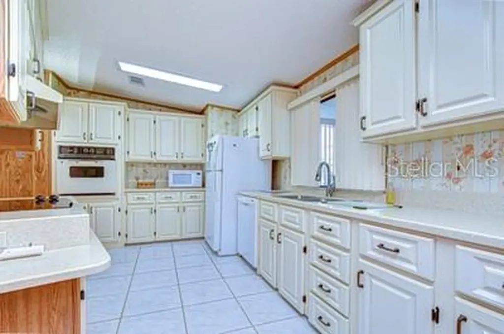 35909 Bueno Drive Zephyrhills FL 33541
