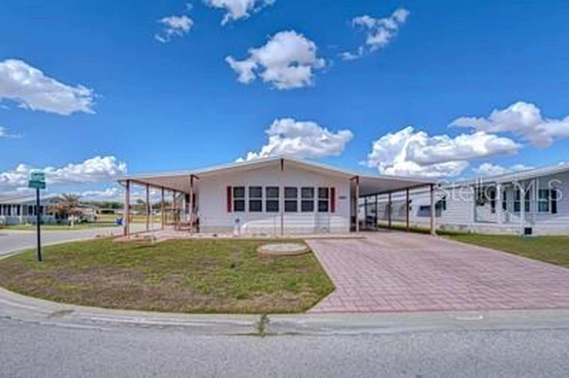 35909 Bueno Drive Zephyrhills FL 33541