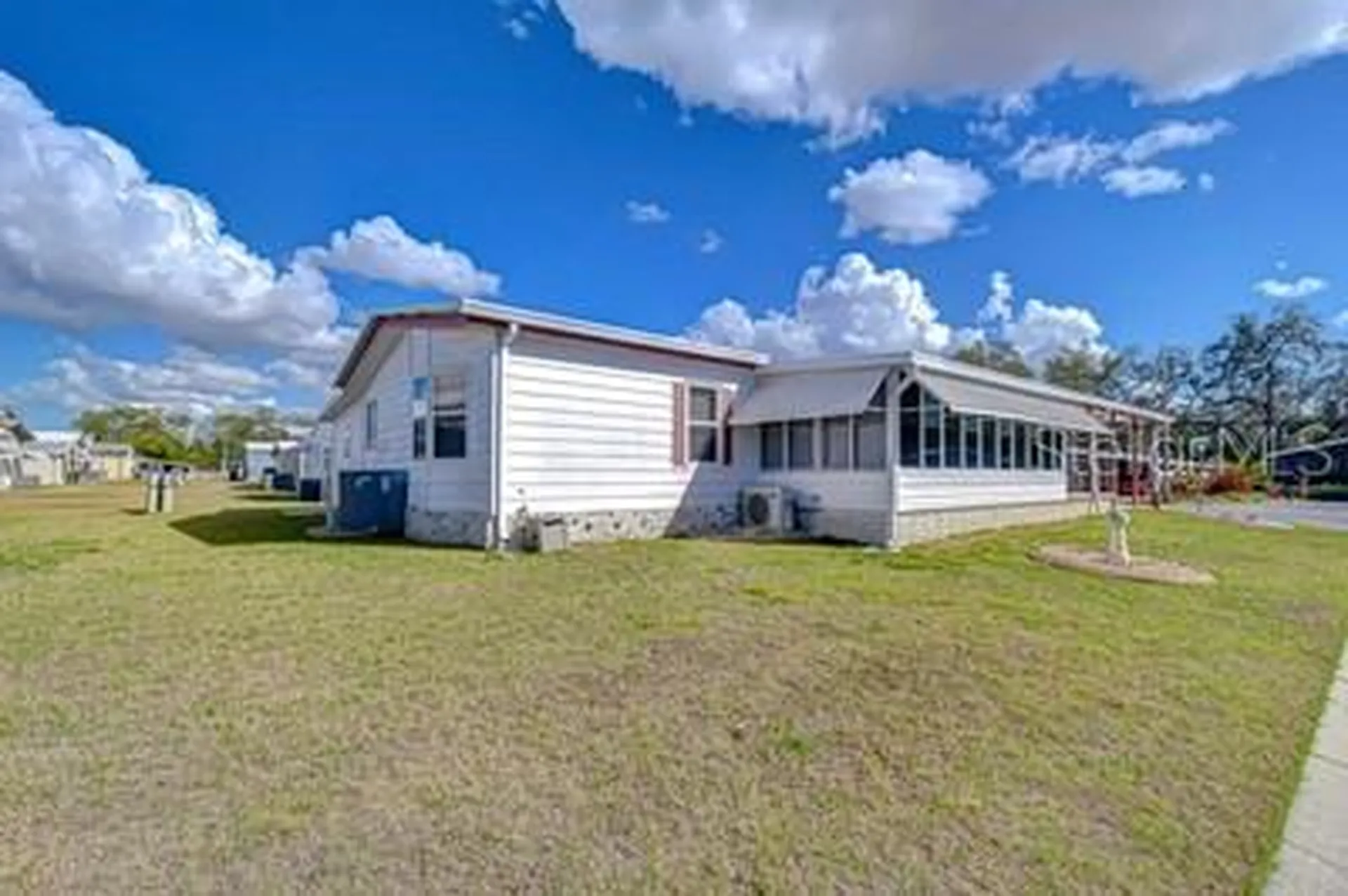 35909 Bueno Drive Zephyrhills FL 33541