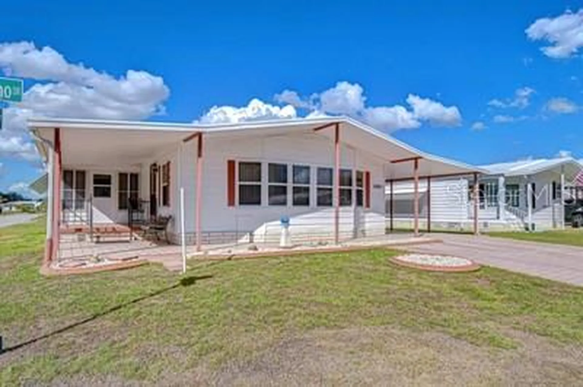 35909 Bueno Drive Zephyrhills FL 33541