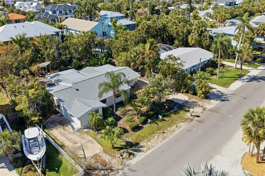 309 57th Street Holmes Beach FL 34217