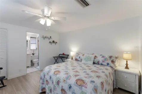 309 57th Street Holmes Beach FL 34217