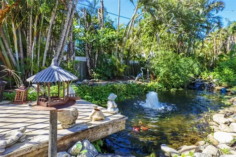 309 57th Street Holmes Beach FL 34217