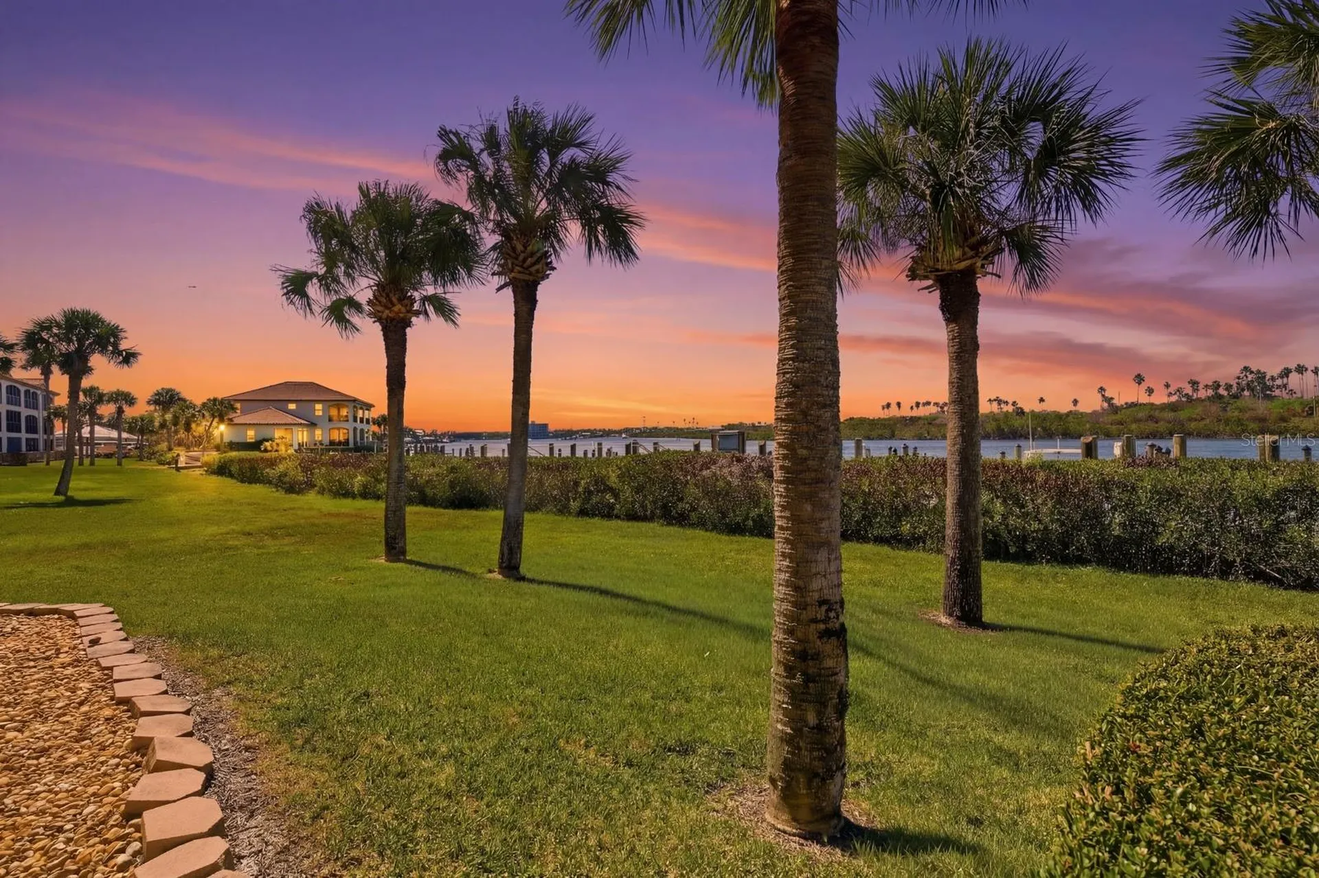 460 Bouchelle Drive New Smyrna Beach FL 32169