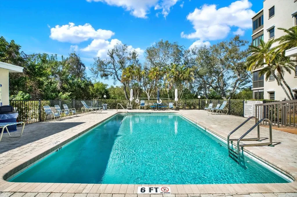 8186 Terrace Garden Drive N St Petersburg FL 33709
