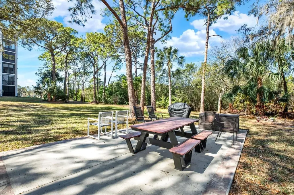 8186 Terrace Garden Drive N St Petersburg FL 33709
