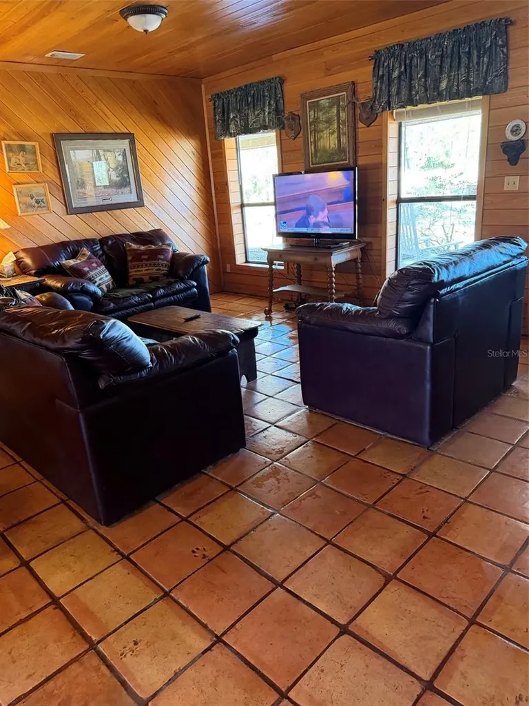 1106 Fox Hunter Road Perry FL 32348