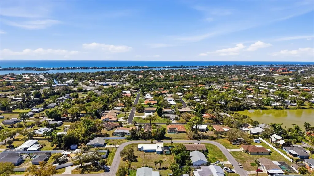 2400 Pine Court Nokomis FL 34275