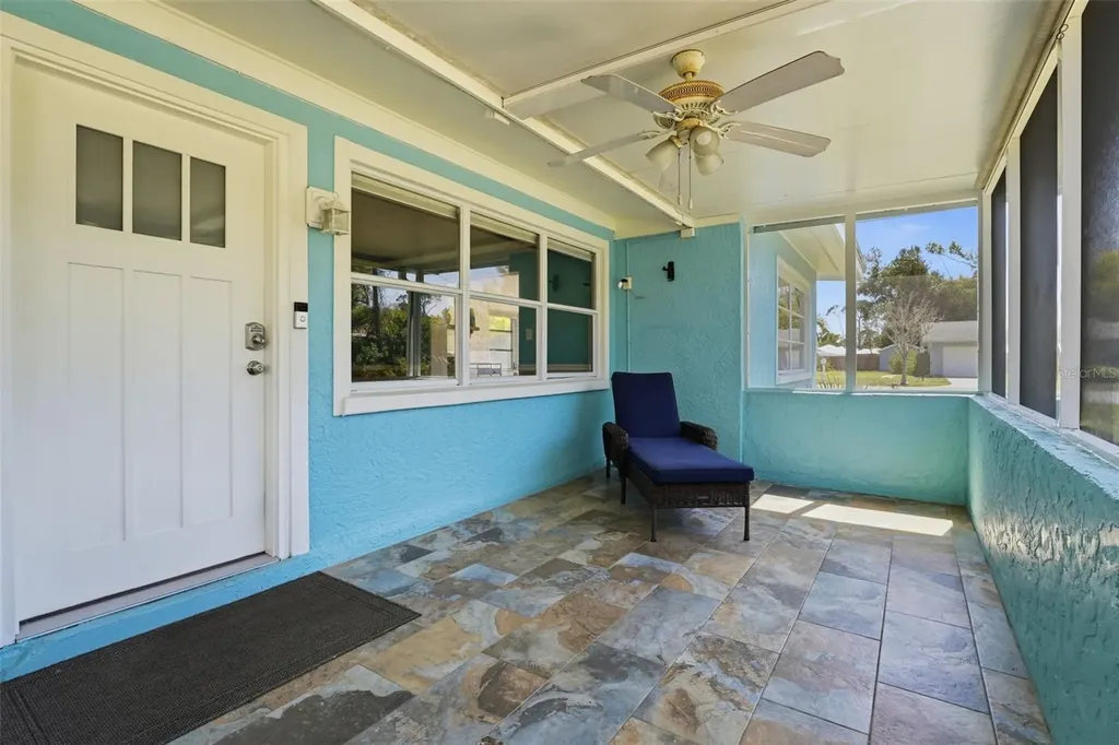 2400 Pine Court Nokomis FL 34275