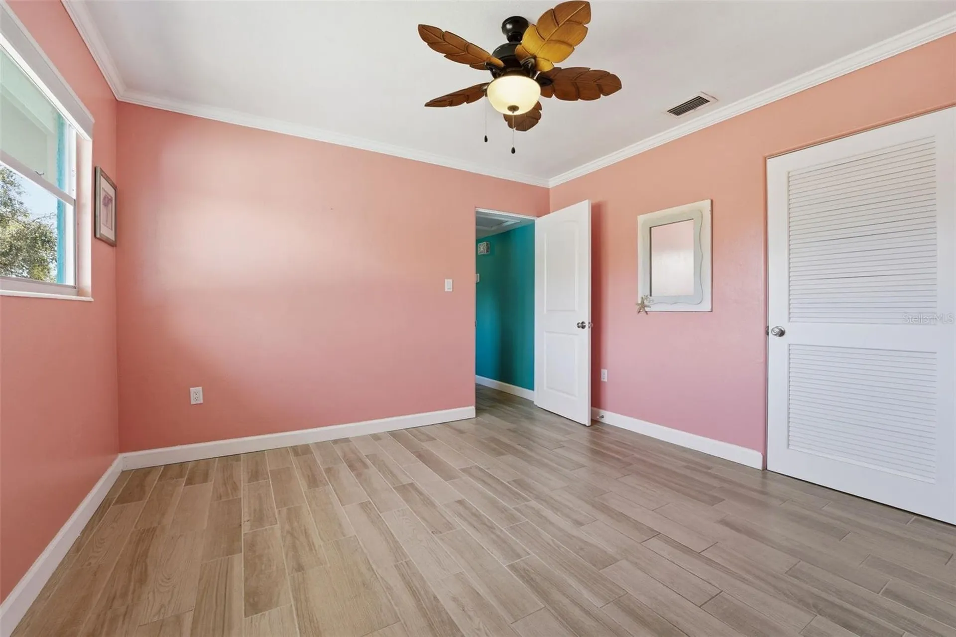 2400 Pine Court Nokomis FL 34275
