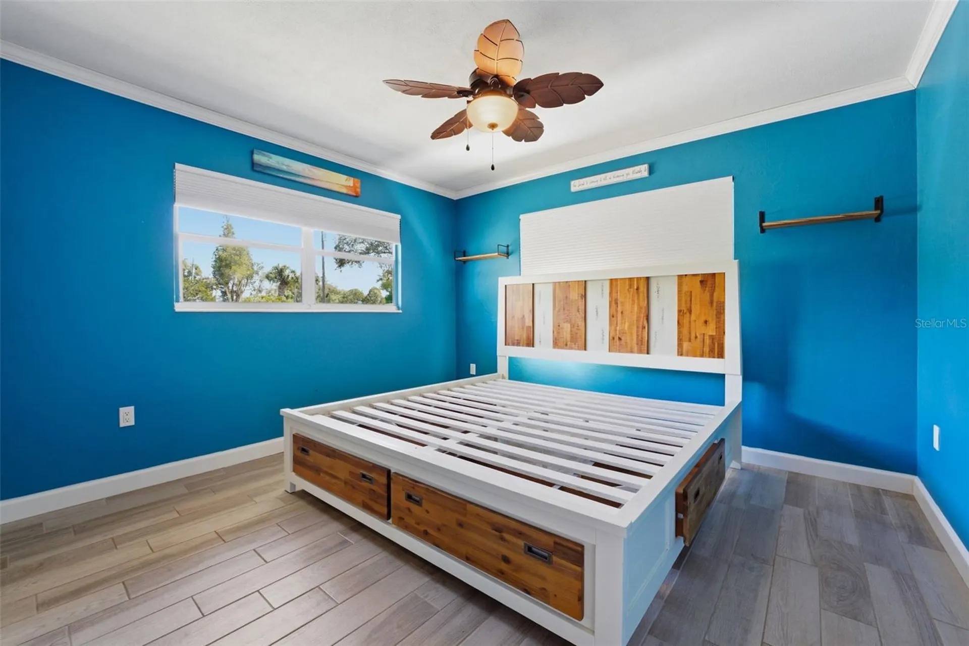 2400 Pine Court Nokomis FL 34275