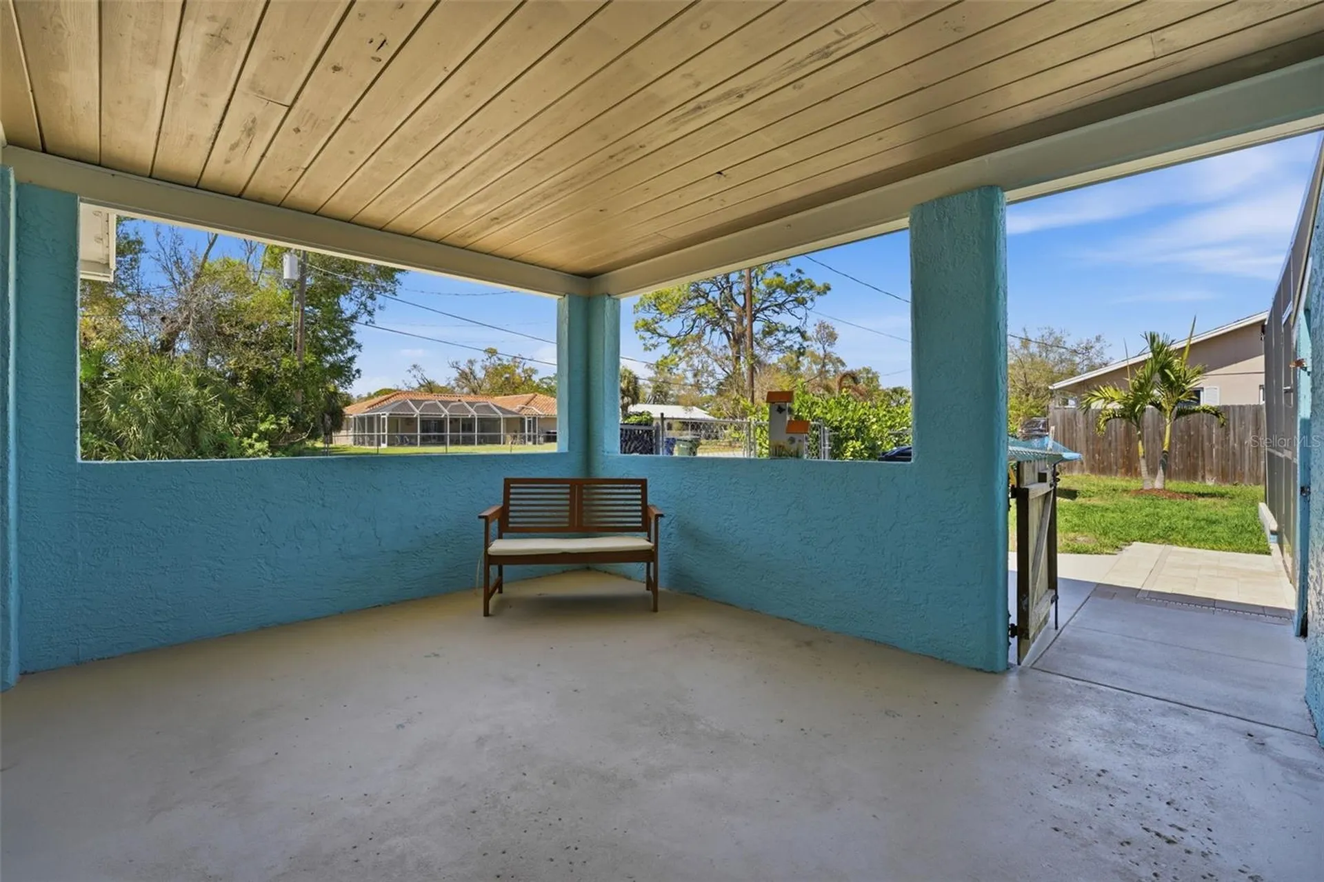 2400 Pine Court Nokomis FL 34275
