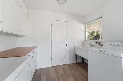 2400 Pine Court Nokomis FL 34275