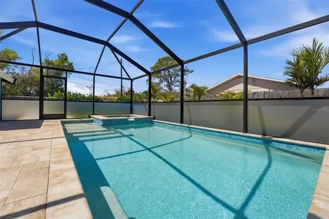 2400 Pine Court Nokomis FL 34275