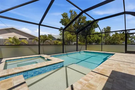 2400 Pine Court Nokomis FL 34275