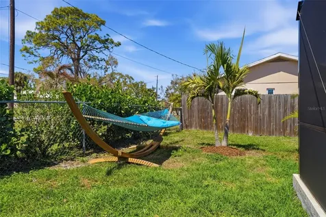 2400 Pine Court Nokomis FL 34275
