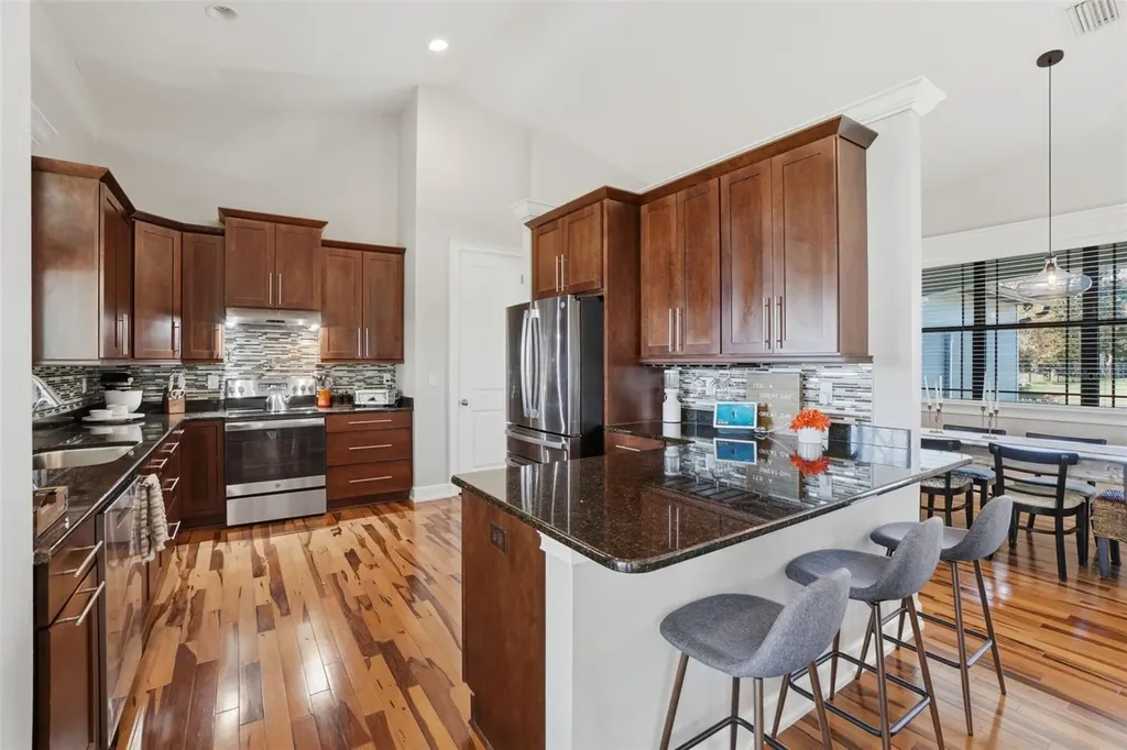 834 Millshore Drive Chuluota FL 32766