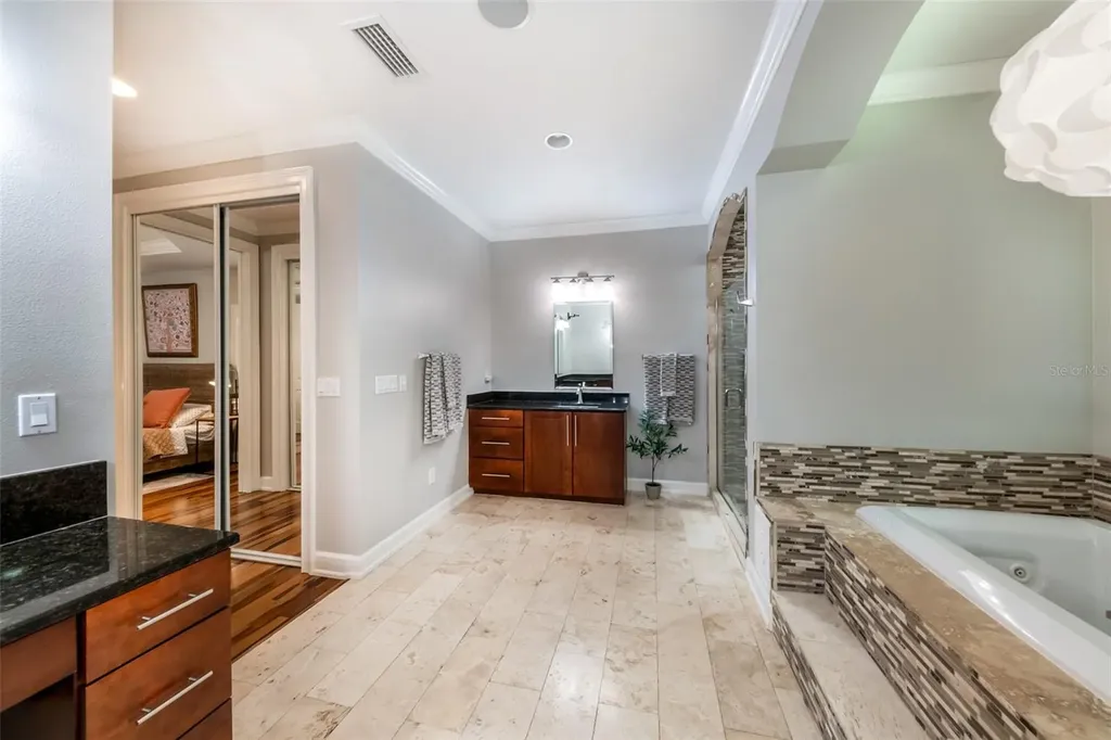 834 Millshore Drive Chuluota FL 32766