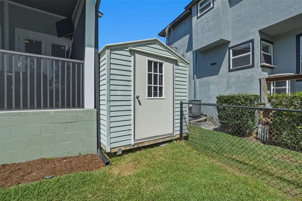 834 Millshore Drive Chuluota FL 32766