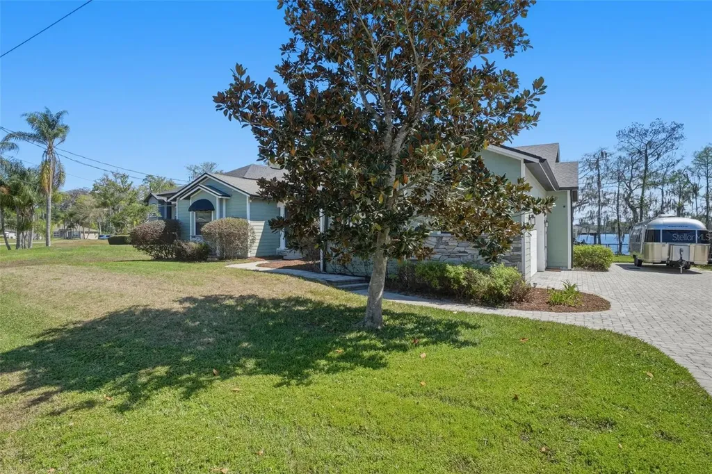 834 Millshore Drive Chuluota FL 32766