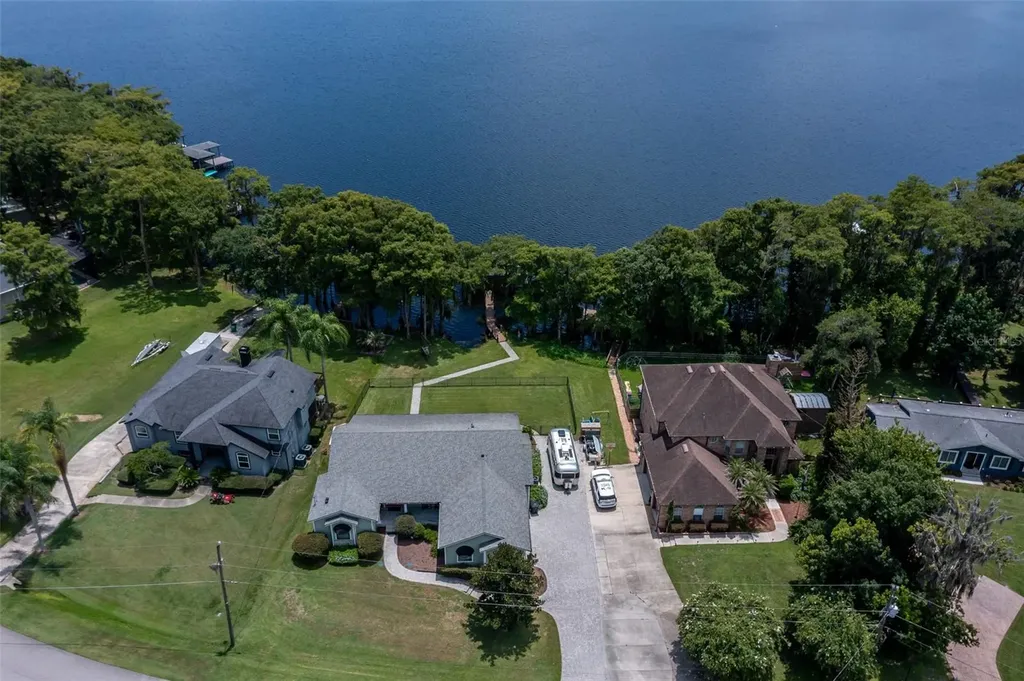 834 Millshore Drive Chuluota FL 32766
