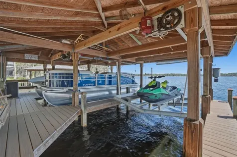 834 Millshore Drive Chuluota FL 32766