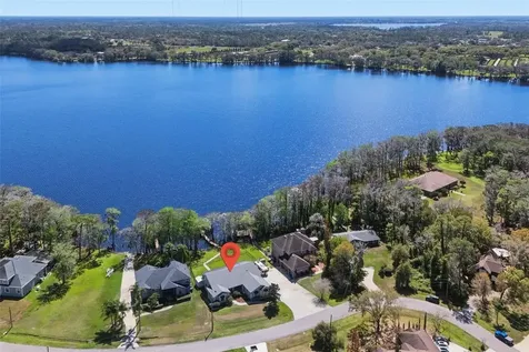 834 Millshore Drive Chuluota FL 32766
