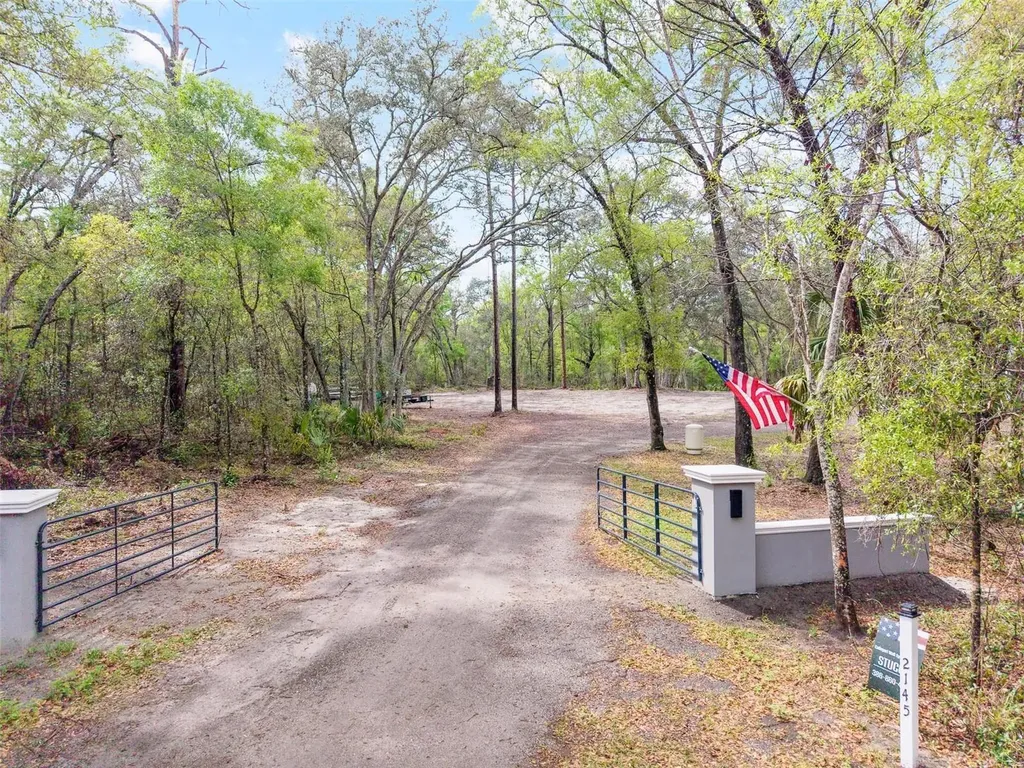 2145 Hamilton Avenue Orange City FL 32763