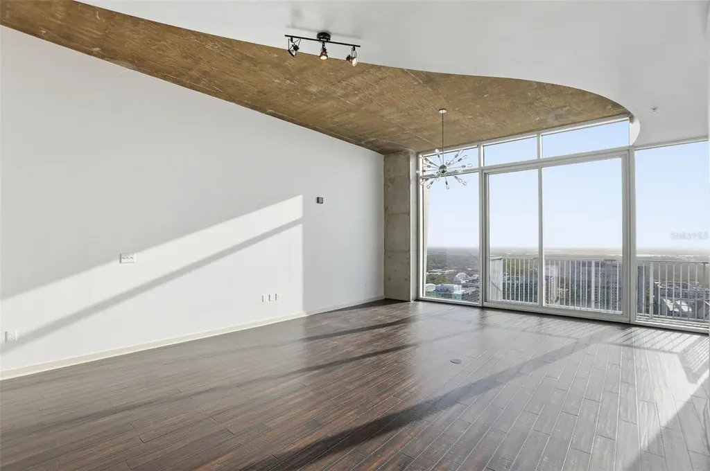 155 S Court Avenue Orlando FL 32801