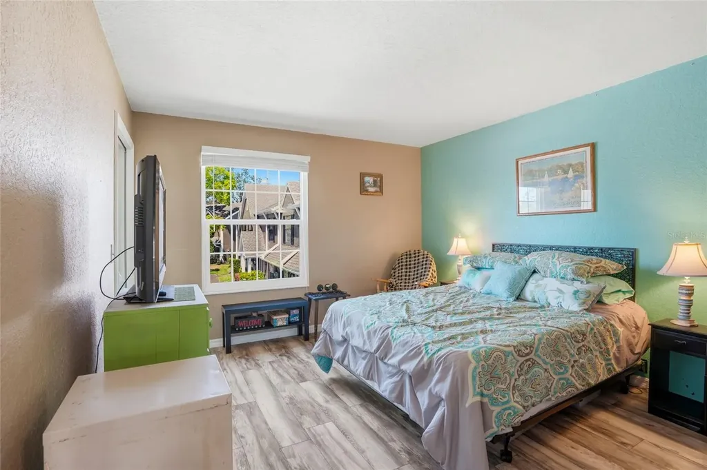 16511 Lake Brigadoon Circle Tampa FL 33618