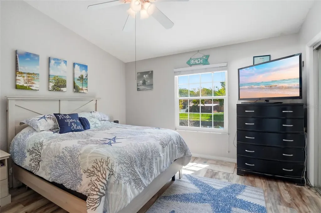 16511 Lake Brigadoon Circle Tampa FL 33618