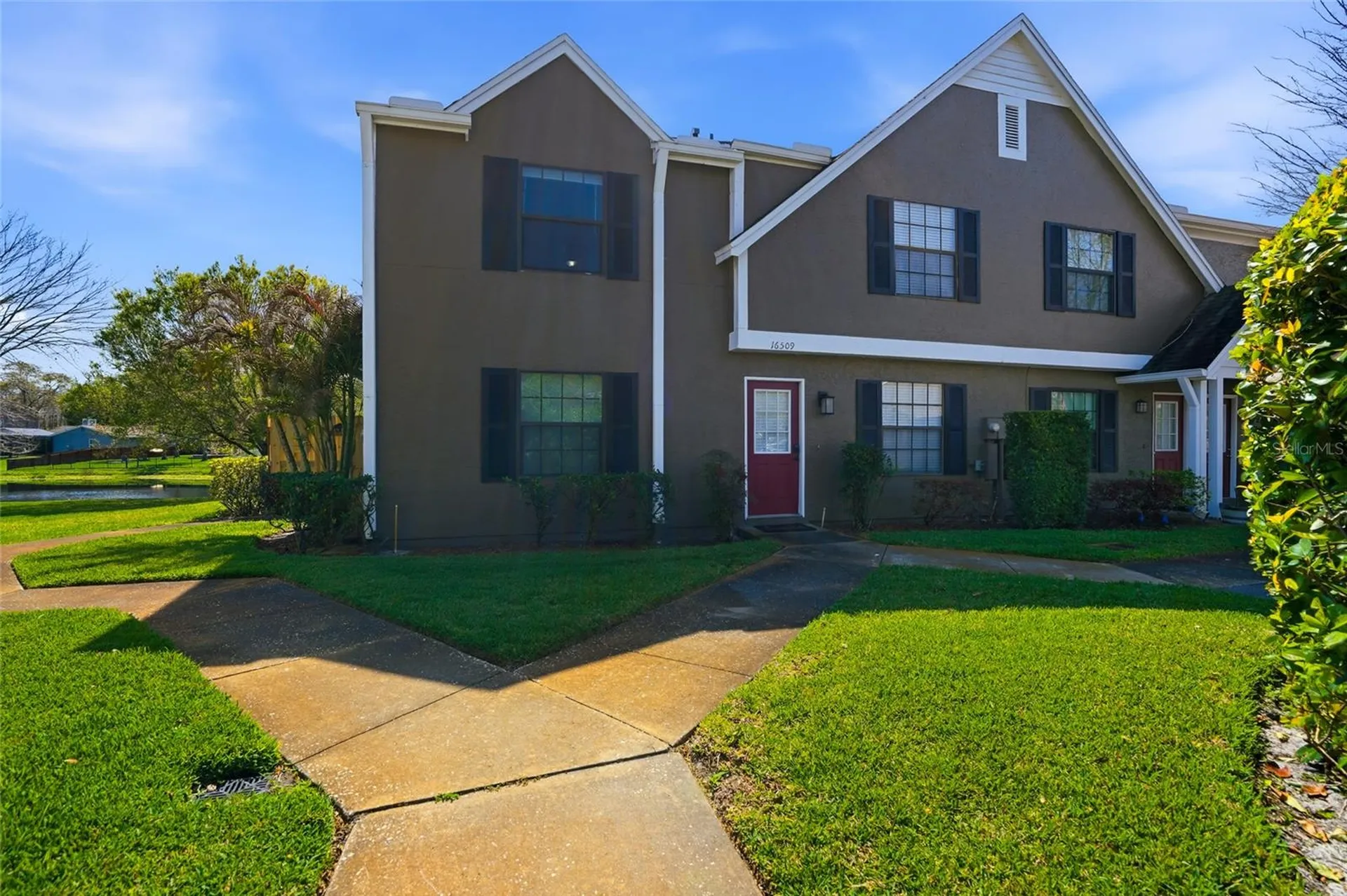 16511 Lake Brigadoon Circle Tampa FL 33618