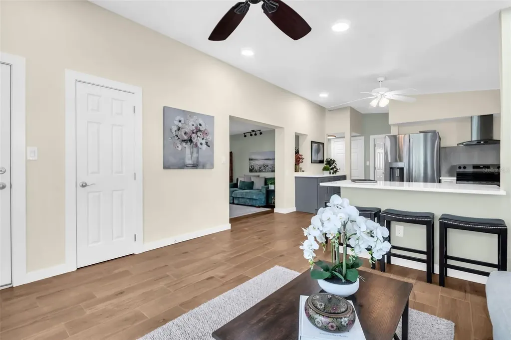 1884 San Mateo Drive Dunedin FL 34698