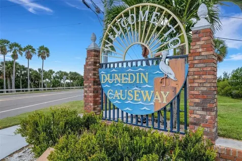 1884 San Mateo Drive Dunedin FL 34698