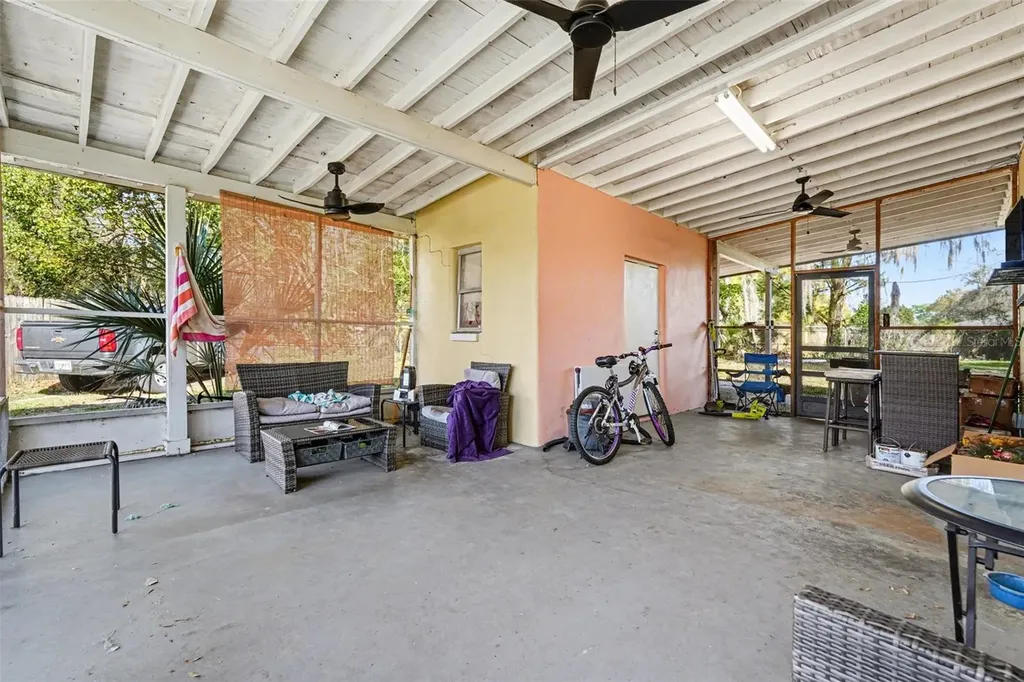 9101 S Sunset Point Floral City FL 34436