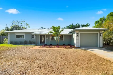 5220 27th Avenue N St Petersburg FL 33710