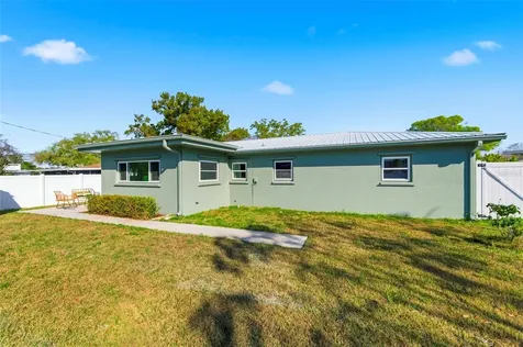 5220 27th Avenue N St Petersburg FL 33710