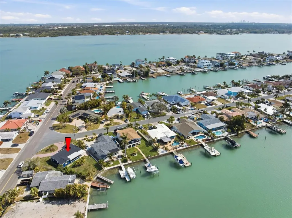 785 115th Avenue Treasure Island FL 33706