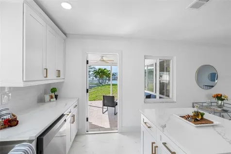 785 115th Avenue Treasure Island FL 33706